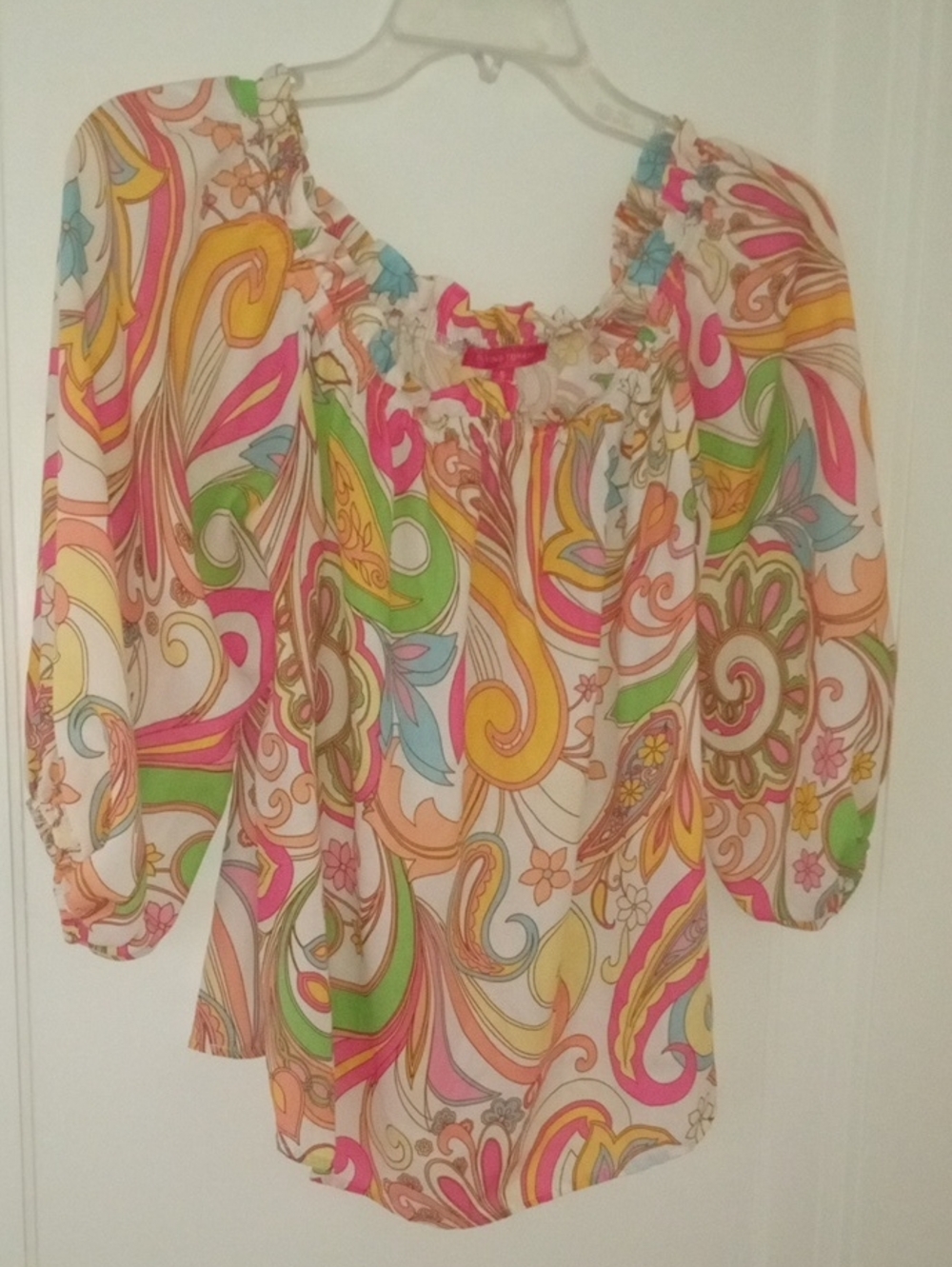 Women’s small colorful on/Off-Shoulder top